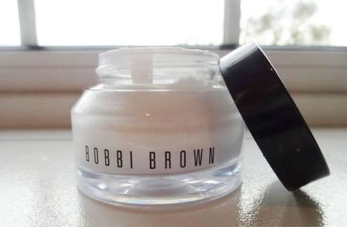 57歲關(guān)之琳同框甄子丹輸了,女人比男人更顯老 肌膚保水力的競賽